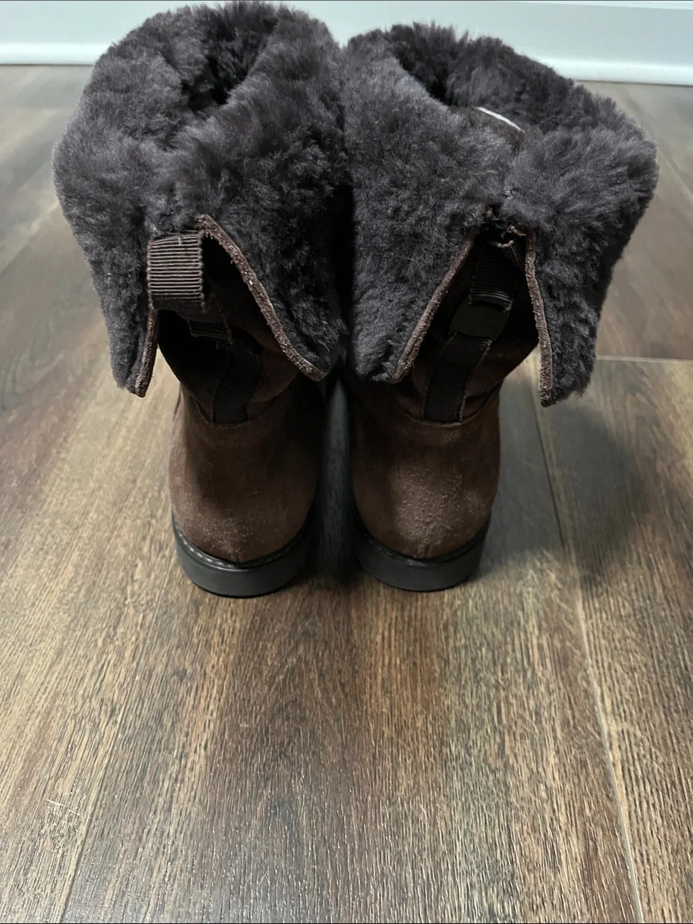 Salvatore Ferragamo Women’s snow  Brown Suede Faux-Fur Cuff Ankle Boots